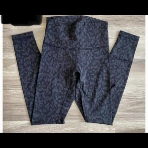 Lululemon Leggings size 6